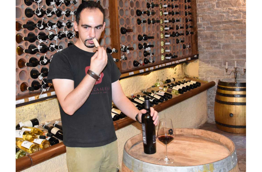 Meet the Enoteca Alessi Sommelier: Carlo, sommelier in Florence