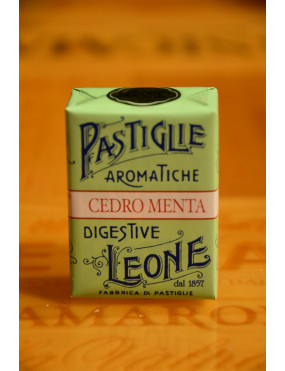 LEONE PASTIGLIE SCATOLINA CEDRO MENTA 30g