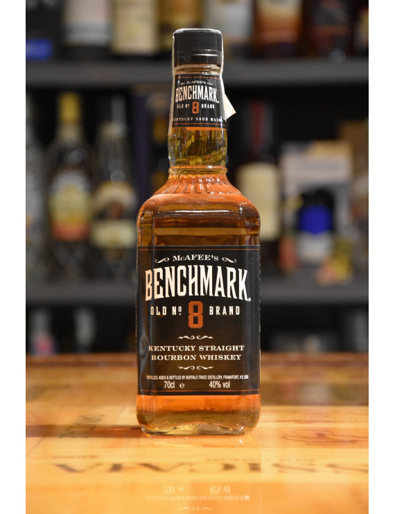 BENCHMARK BOURBON WHISKEY 8 Y CL.70